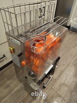 Commercial Automatic Orange Juicer Machine Clean Works Great