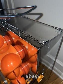 VEVOR Commercial Orange Juicer Machine 120W Juice Squeezer Extractor Filter Box